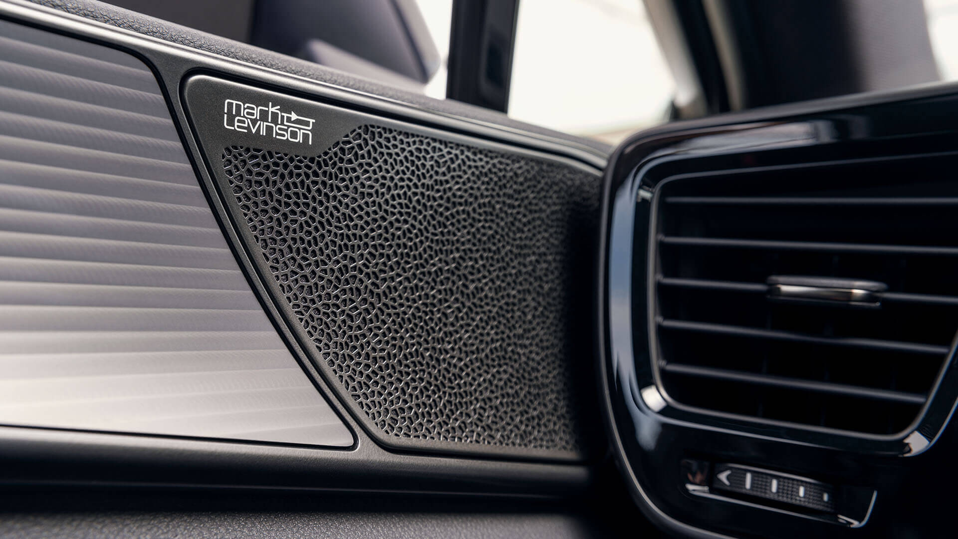 Lexus NX's Mark Levinson® Premium Speaker