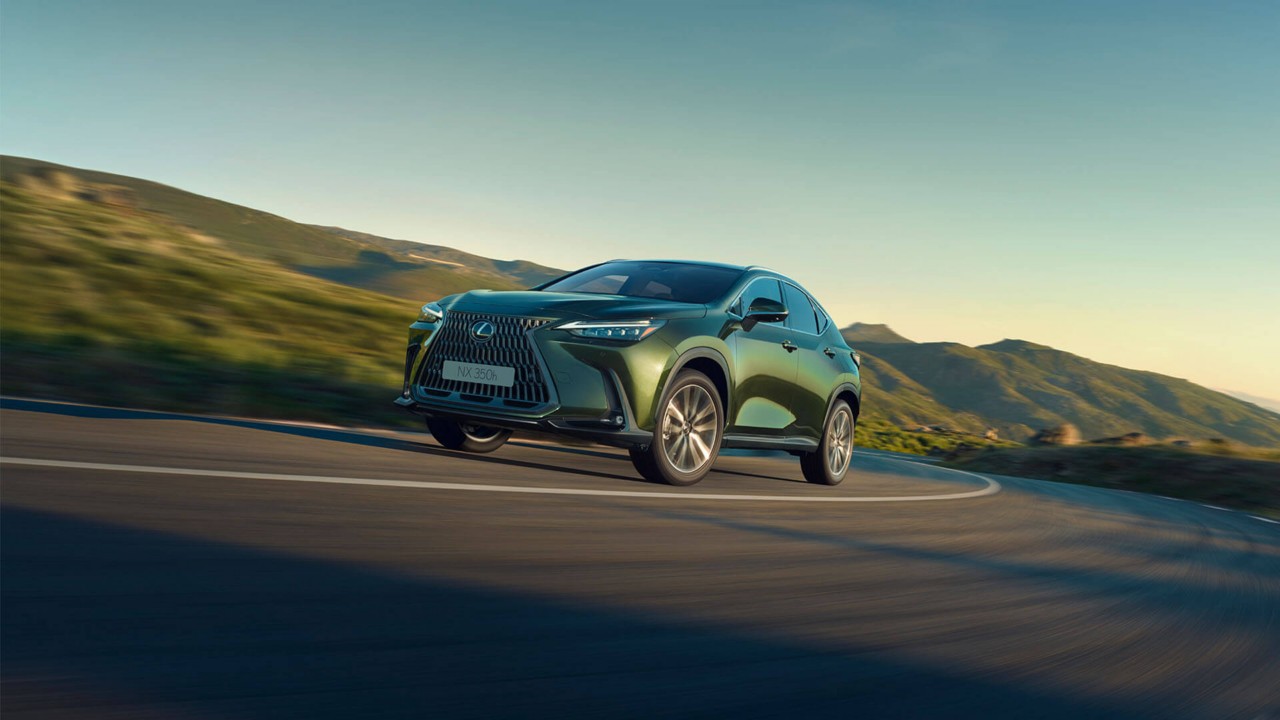 NX 450h + Plug-in Hybrid